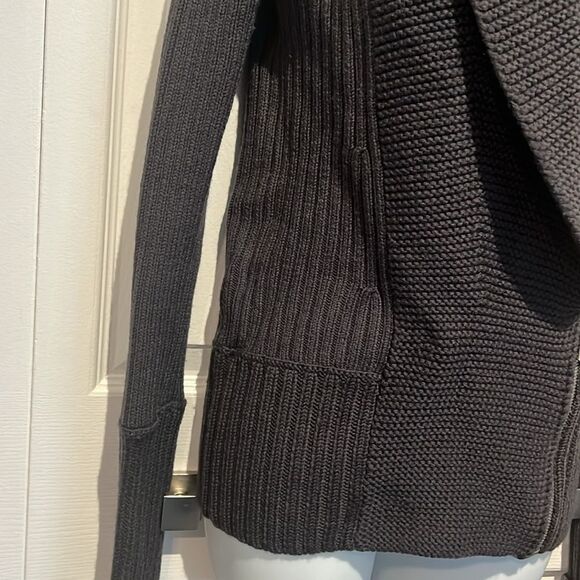 Club Monaco Dark Grey 100% Merino Wool Side Zip Cardigan Sweater Size S - Picture 5 of 11